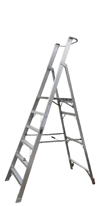 ALUMINIUM PLATFORM LADDER WITH CHAIN